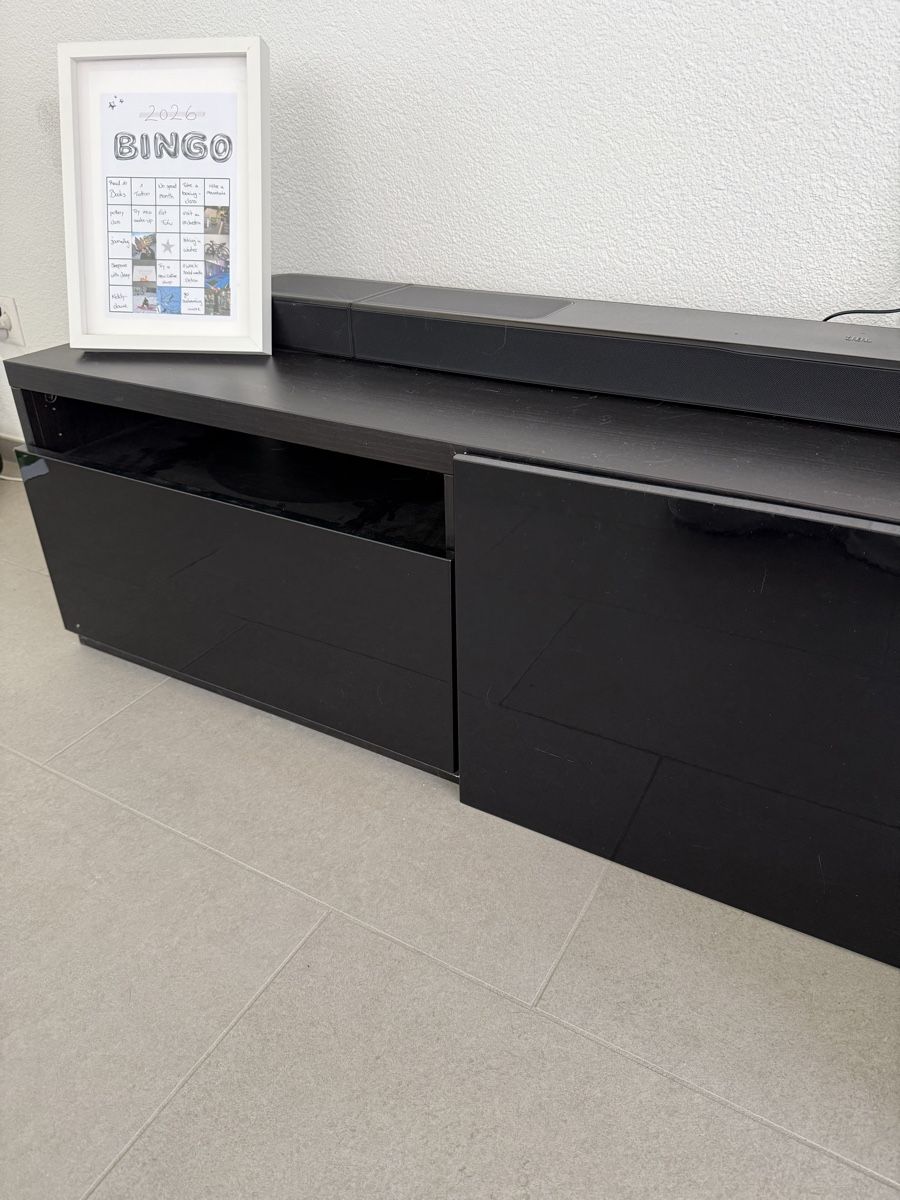 Ikea Mobili TV: Tv-Möbel schwarz Ikea – Usato da Niederönz venduto da _.sg11._ 2
