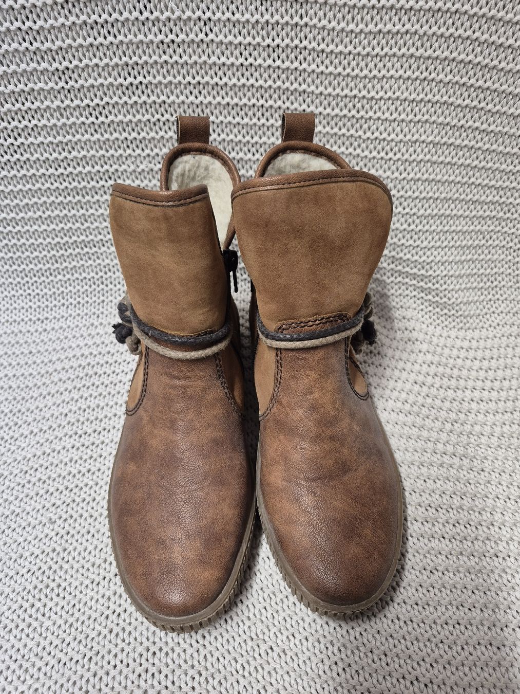 Rieker Scarpe da donna: Gefütterte Rieker Stiefeletten Gr.38 – Usato da Merligen venduto da muss_haben 1