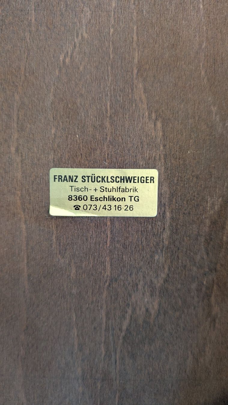 Stühle: 50 Massive Holzstühle einzel zu verkaufen – Gebraucht aus Wilchingen von stewil 1