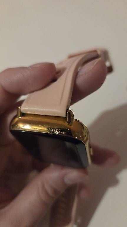 Smartwatch: Smartwatch AGPTEK rosa/gold – Usato da Schöftland venduto da Ringer16 2