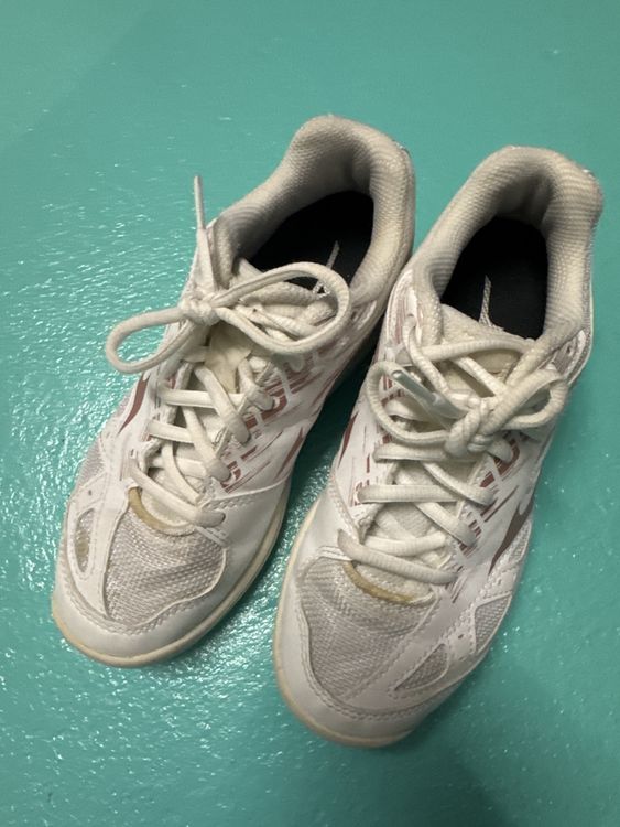 Mizuno Scarpe per ragazzi: Mizuno Hallenschuhe Grösse 34 – Usato da Jegenstorf venduto da Christo0211 3