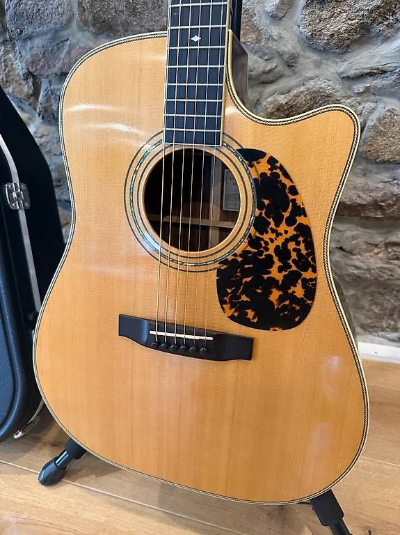 Instruments de musique: FURCH D 34 SR CUT VINTAGE SERIES – D'occasion à Riehen par mshhb 1