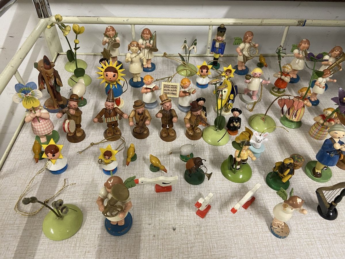 Figurines: Holzkunstfiguren – D'occasion à Dietikon par brocki-eyra 9