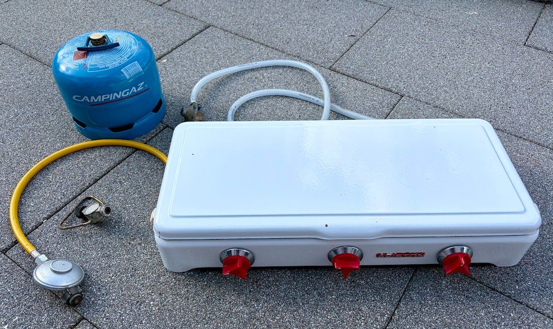 Cuisinières: Cuisinière à gaz – D'occasion à Châtillon JU par laoo
