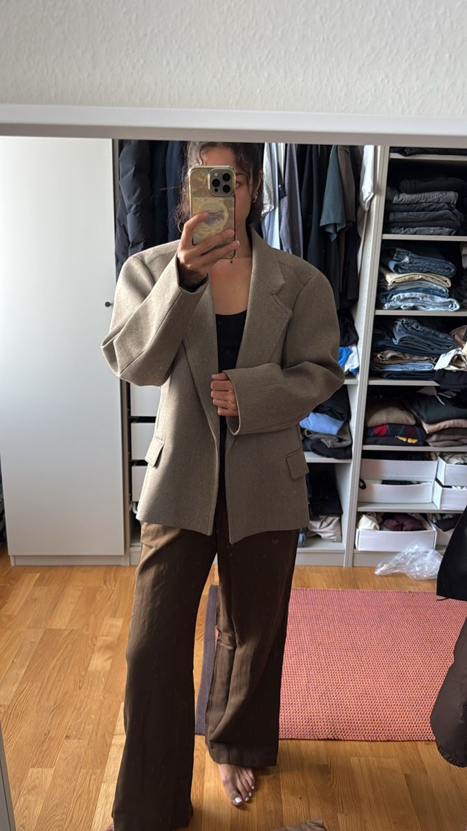 Cos Giacche: COS Oversized Blazer - Wool – Nuovo (secondo la descrizione) da Zürich venduto da nerenay