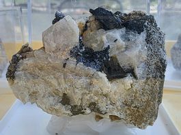 Mineralien 6 Teiliges Set      Raritäten aus dem Oberwallis