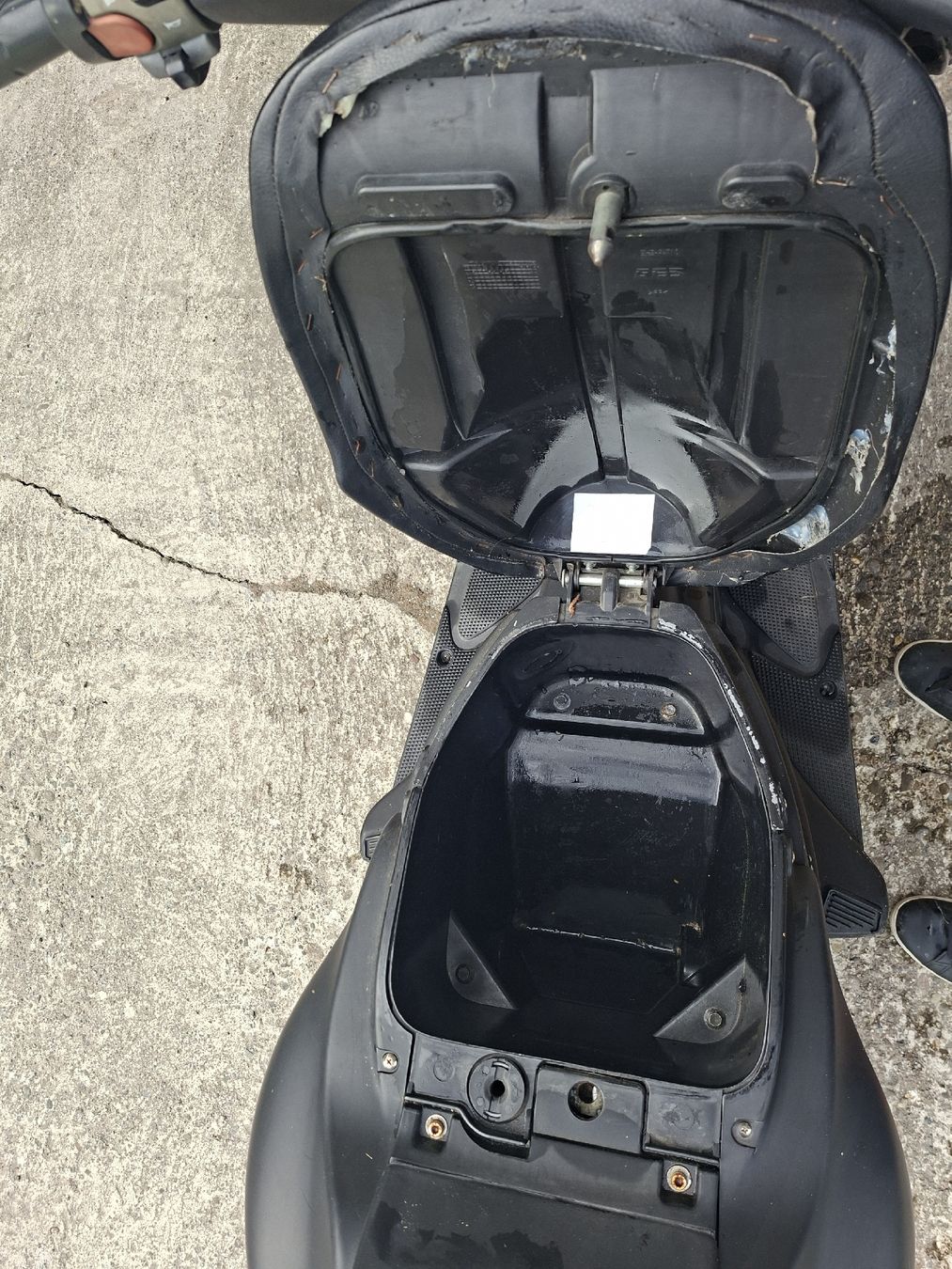 Yamaha Scooter: Yamaha Aerox 100 ab CHF 1.- – Usato da Menzingen venduto da th85 7