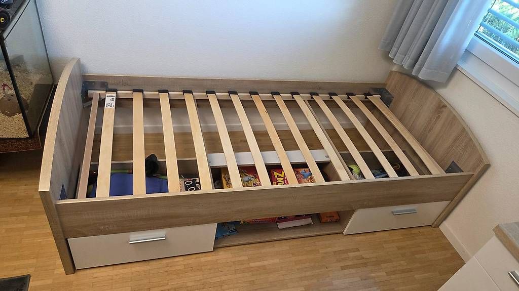 Letti: Einzelbett 90*200 – Usato da Untersiggenthal venduto da saharj 1