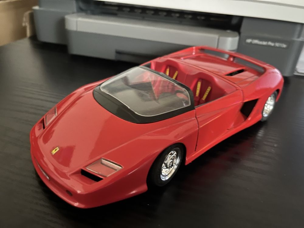 Ferrari mythos 1/18e guiloy - Collection