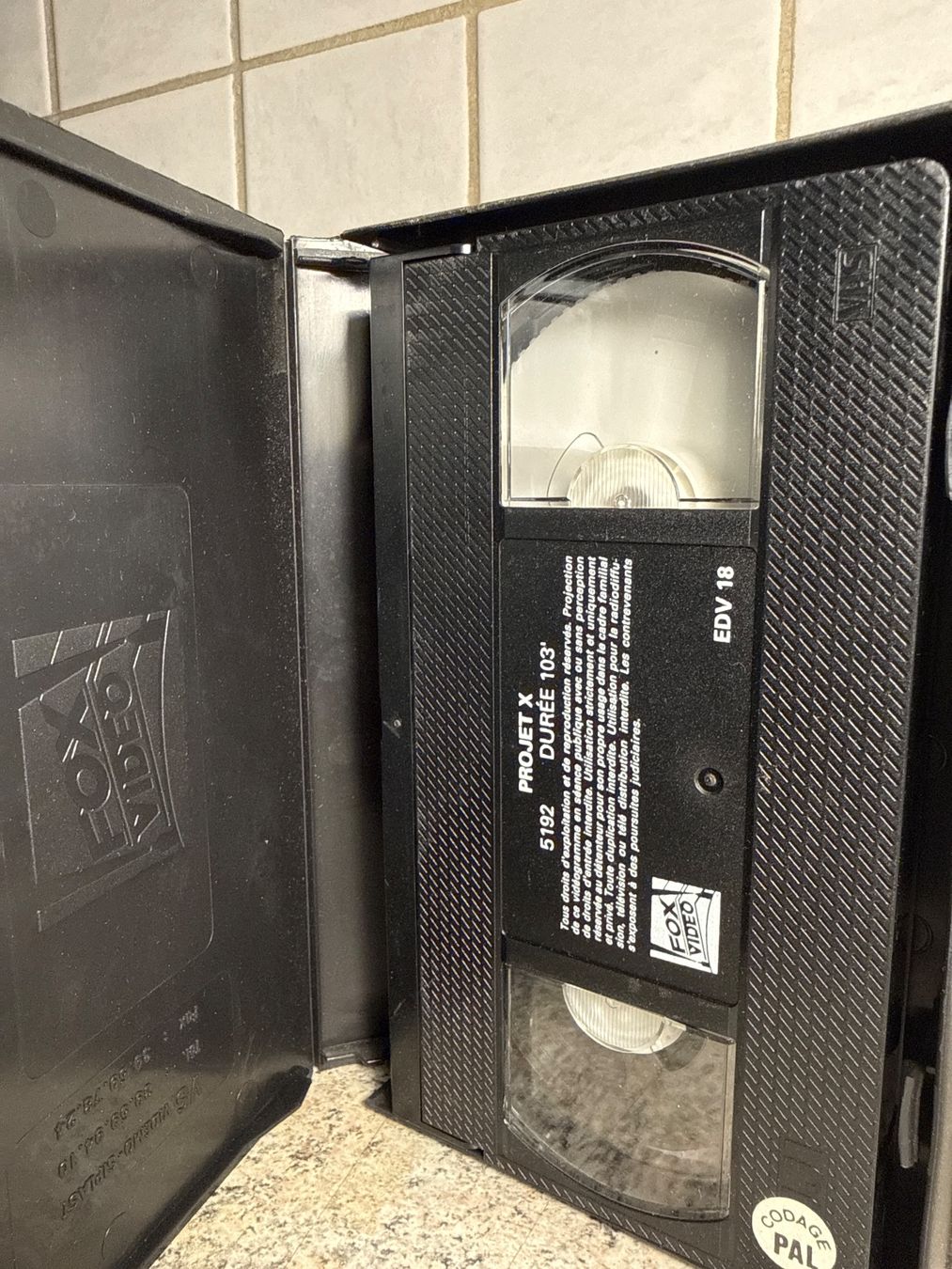 Alle VHS: VHS PROJET X – Gebraucht aus St imier von sav_bjf9 2