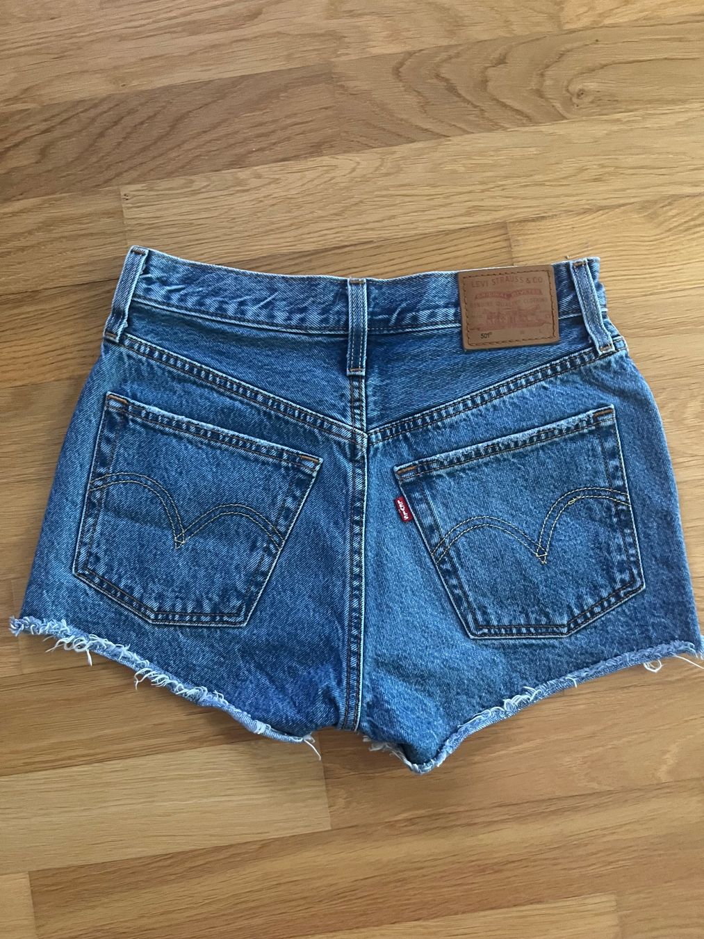 Levi's Pantaloni: Levi's 501 Shorts W25 – Usato da Frauenfeld venduto da heyLani 1