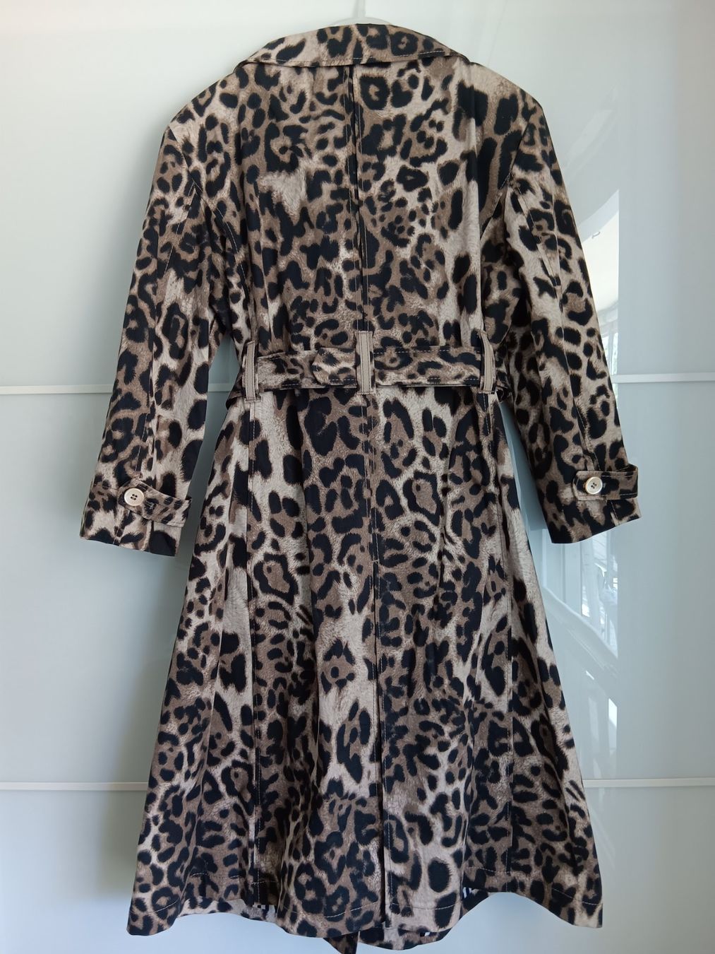 Marc Cain Mäntel: MARC CAIN Manteau leopard taille 4 (40) – Gebraucht aus Cossonay-Ville von Les_1001_perles 5