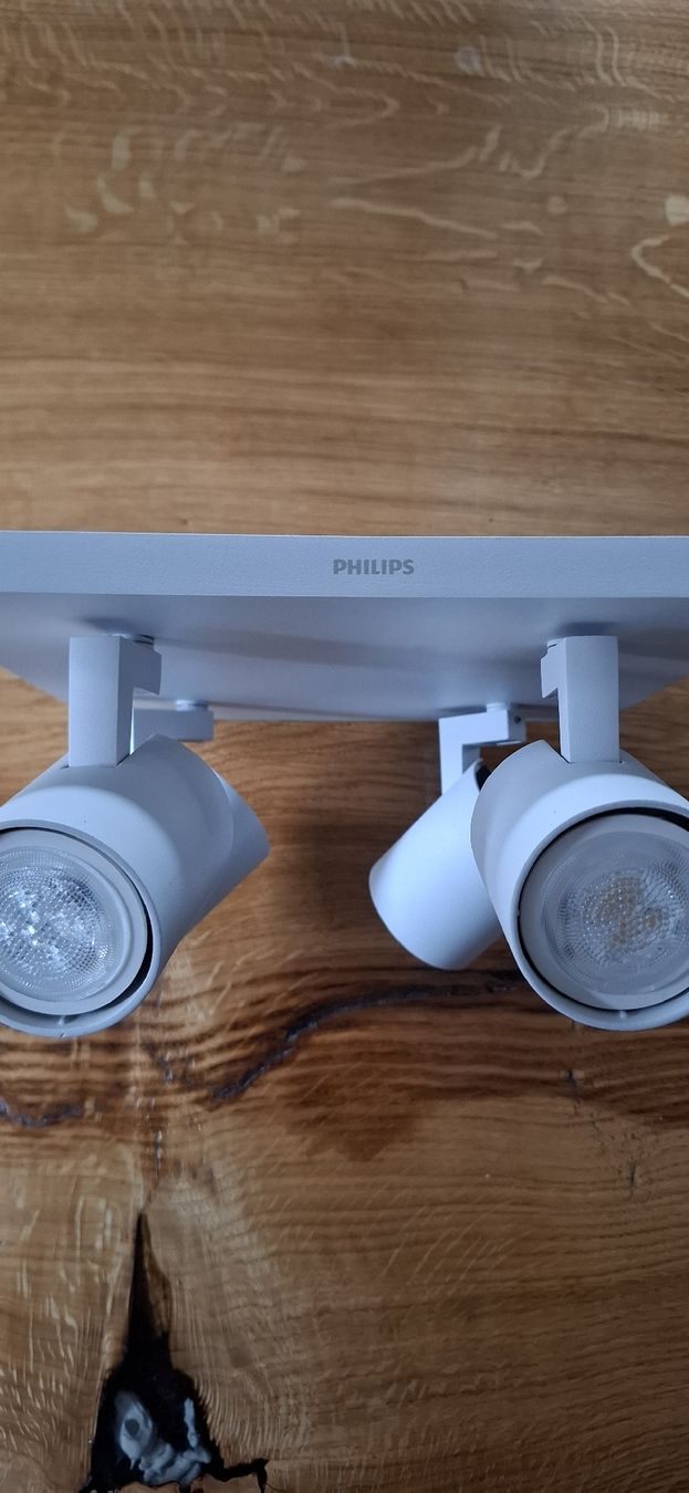 Philips Lustres & lampes de plafonds: Philips Hue runner 4er spot – D'occasion à Guntershausen par Jtattoo 2