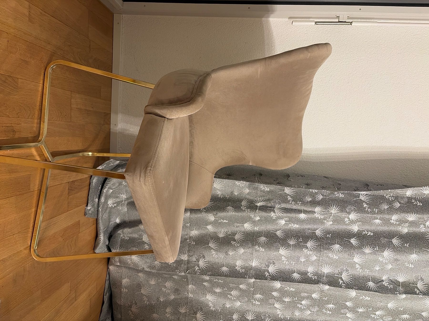 Stühle: Chaise – Neu (gemäss Beschreibung) aus Biel/Bienne von bin_5j6c