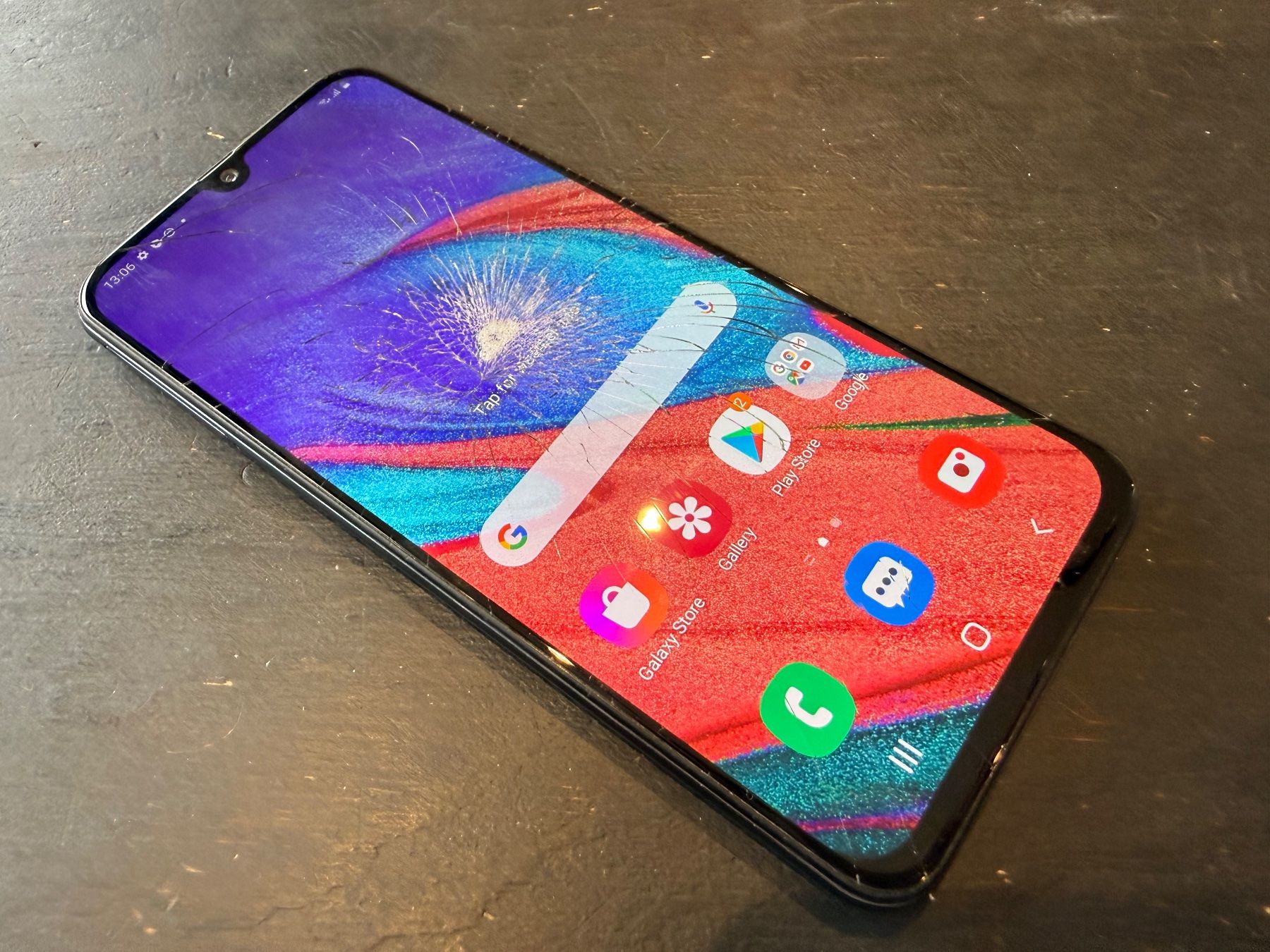 Samsung Telefoni cellulari / Smartphones: Samsung Galaxy A40 64GB – Usato da Siebnen venduto da icrservicesolutions