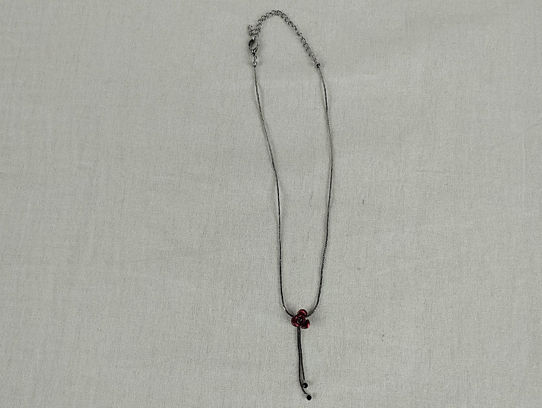 Catenine: Metallrosen Kette – Usato da Schübelbach venduto da Restwert_Schubelbach