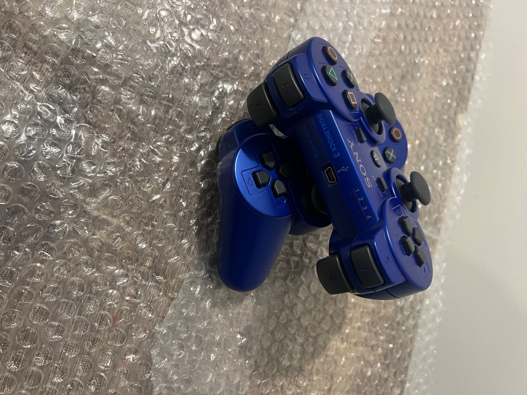 Sony Manettes: 2 stk. PS3 Controllern – D'occasion à Zürich par T.E.B 2