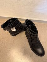Schwarze Mexx Boots mit Schnallen – Grösse 37 Spare 10%