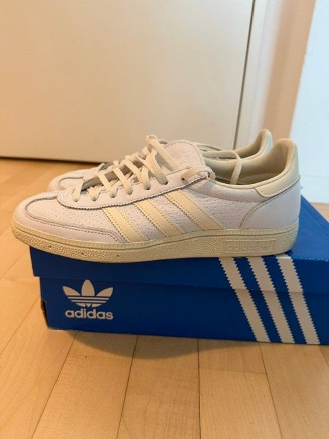 Adidas Scarpe da uomo: Handball Spezial – Usato da Zürich venduto da pebiet