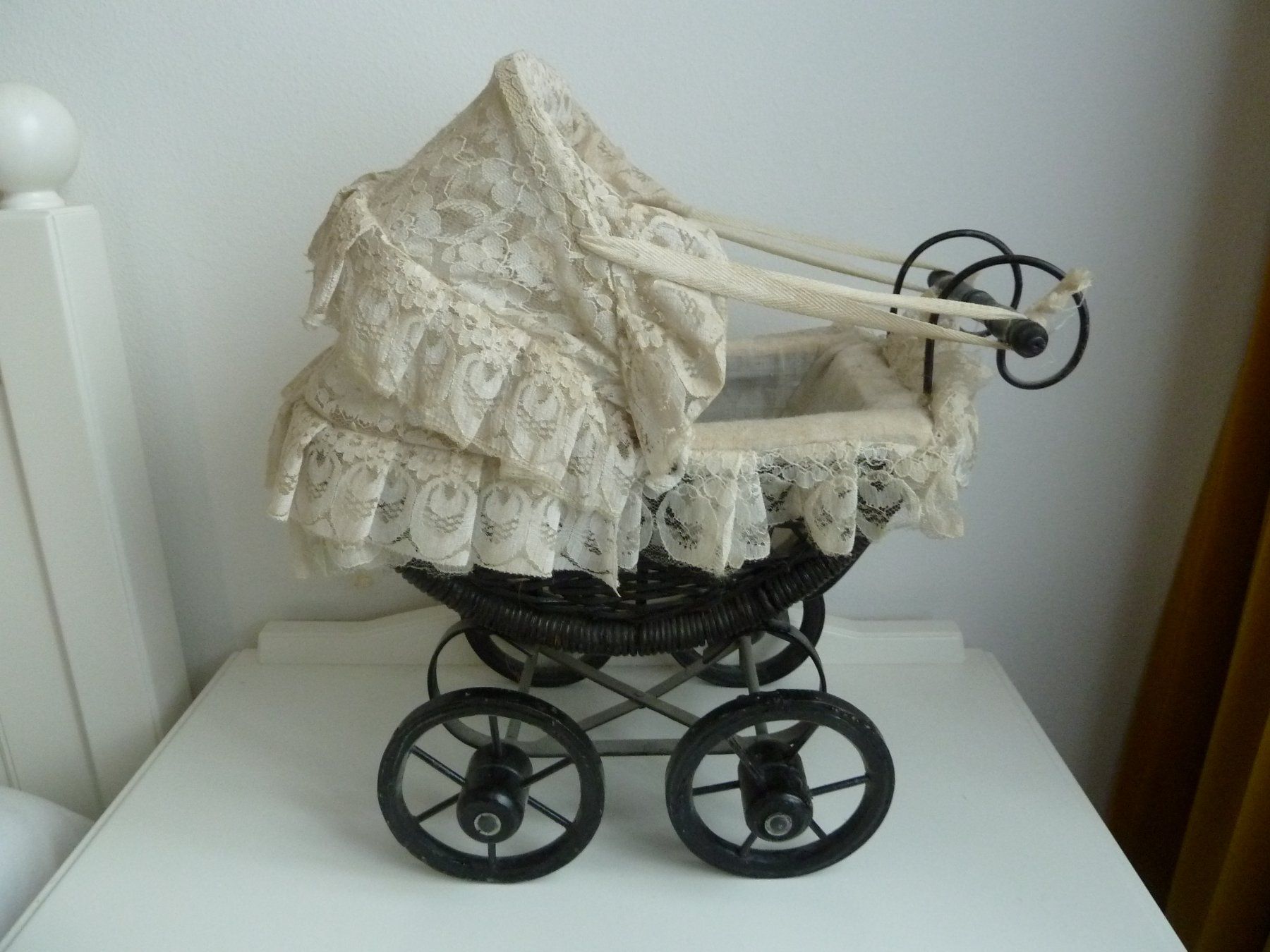 Puppenwagen: Kutsche für Puppen – Gebraucht aus Weinfelden von Frosch467