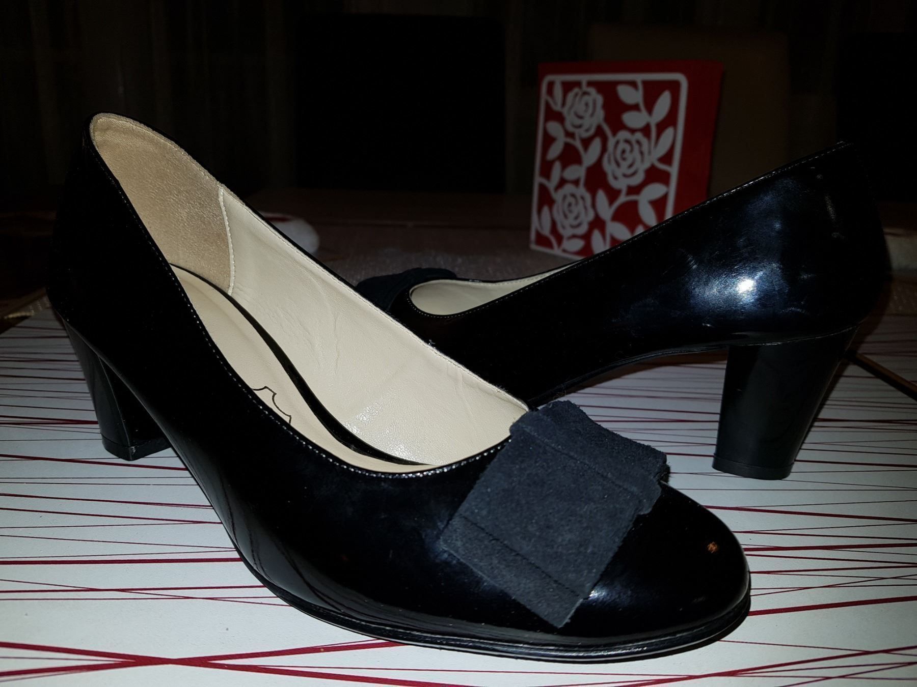 Scarpe da donna: Chaussures CONFORTISSIMO pointure 36 – Usato da Cossonay-ville venduto da Super-Price-Quality 1