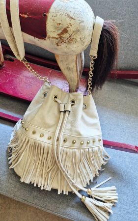 BEUTEL TASCHE BEUTELTASCHE FRANSEN NIETEN BEIGE VEGAN LEDER
