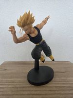 Figurine trunk