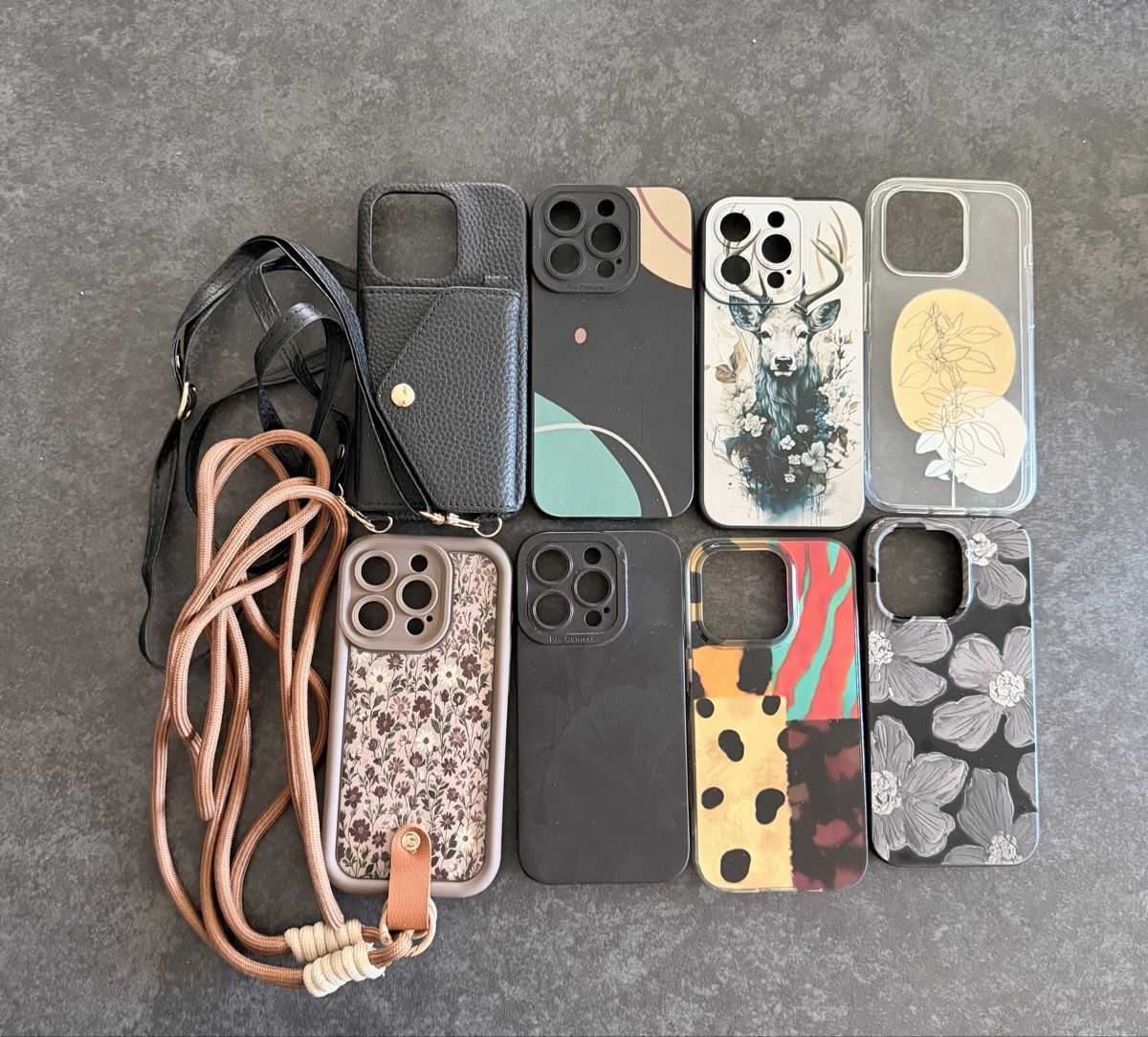 Apple Covers & Schutzfolien: iPhone 15 Pro Hüllen-Set – Gebraucht aus Berikon von nathalie810