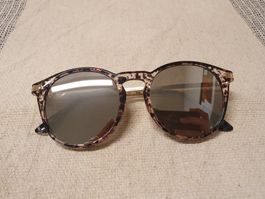 H&M Sonnenbrille / Occhiali da sole tartarugati