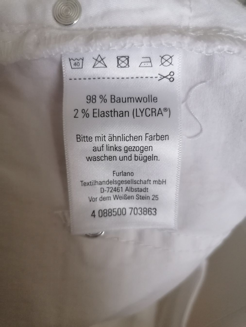 Pantaloni: Shorts Weiss NEU – Nuovo e nell'imballaggio originale da Zug venduto da Annina29 4