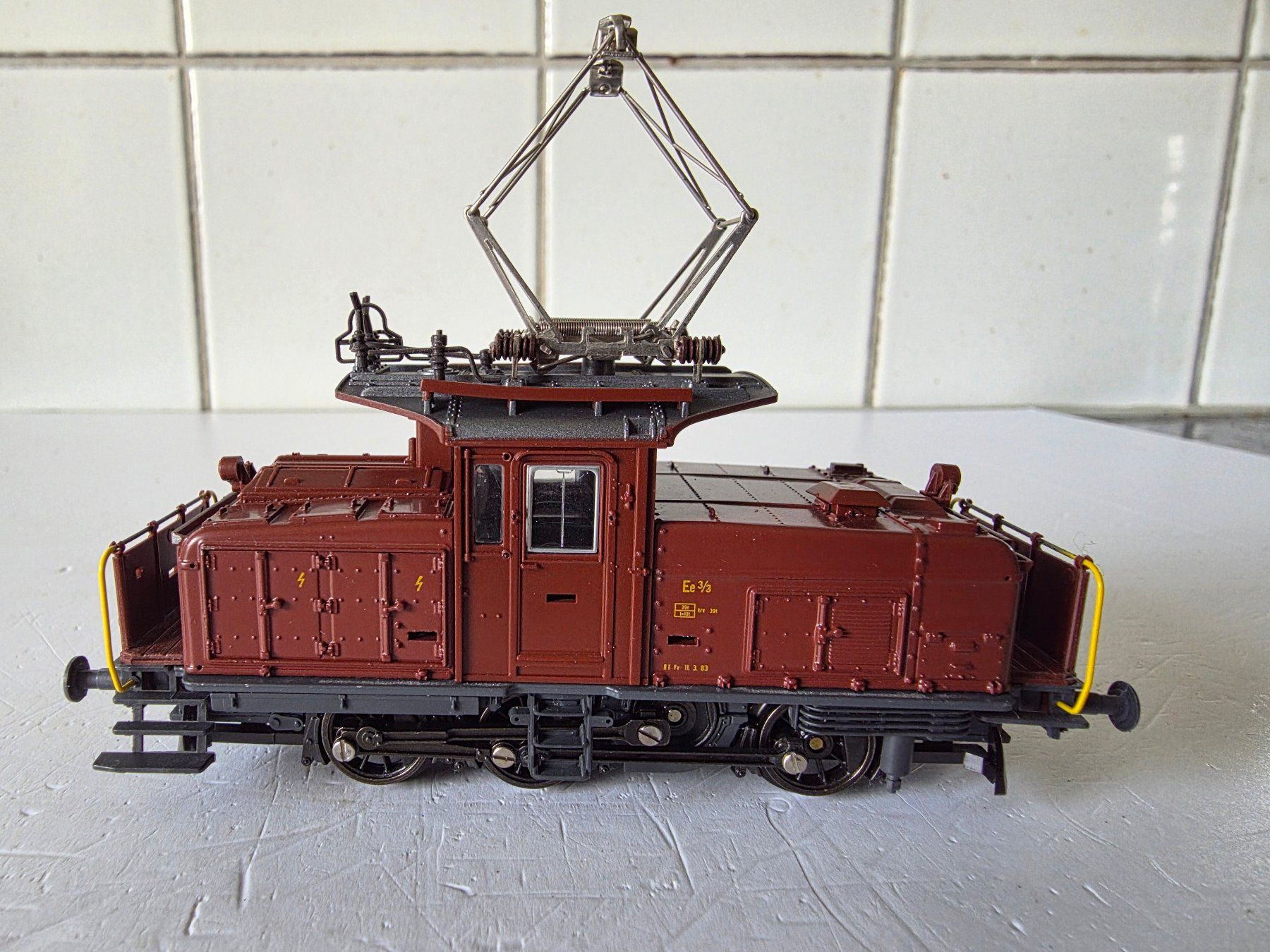 Roco Trains électriques: E-Rangierlok SBB Ee 3/3 – Neuf (Voir description) à Seuzach par Loeckeli01 3