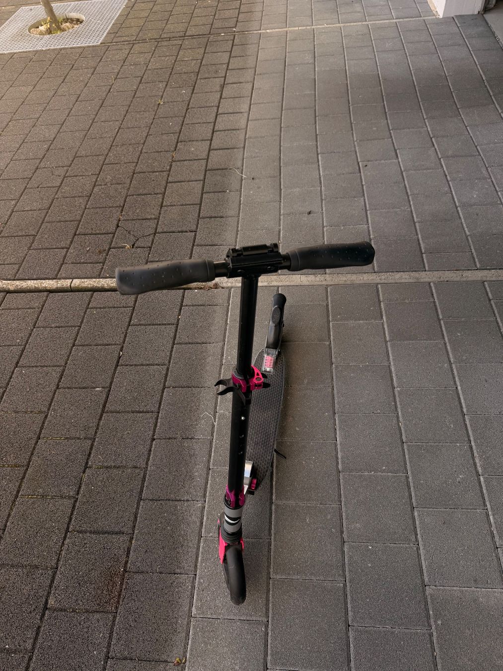 Kickboard: Kick Scooter Tretroller Roller – Usato da Richterswil venduto da 1609ol 2