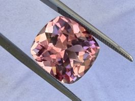 TURMALIN  rose / pink  Cushion  7.57cts  Nigeria