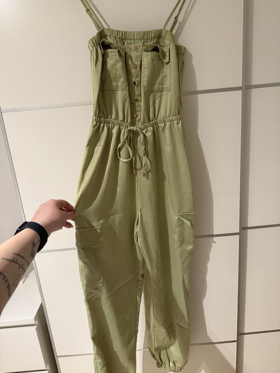 Kleider: Overall Kleid – Gebraucht aus Luzern von vivientth