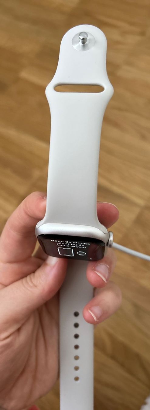 Apple Smartwatch: Apple Watch Series 7 – Usato da Ehrendingen venduto da mev_lw75 4