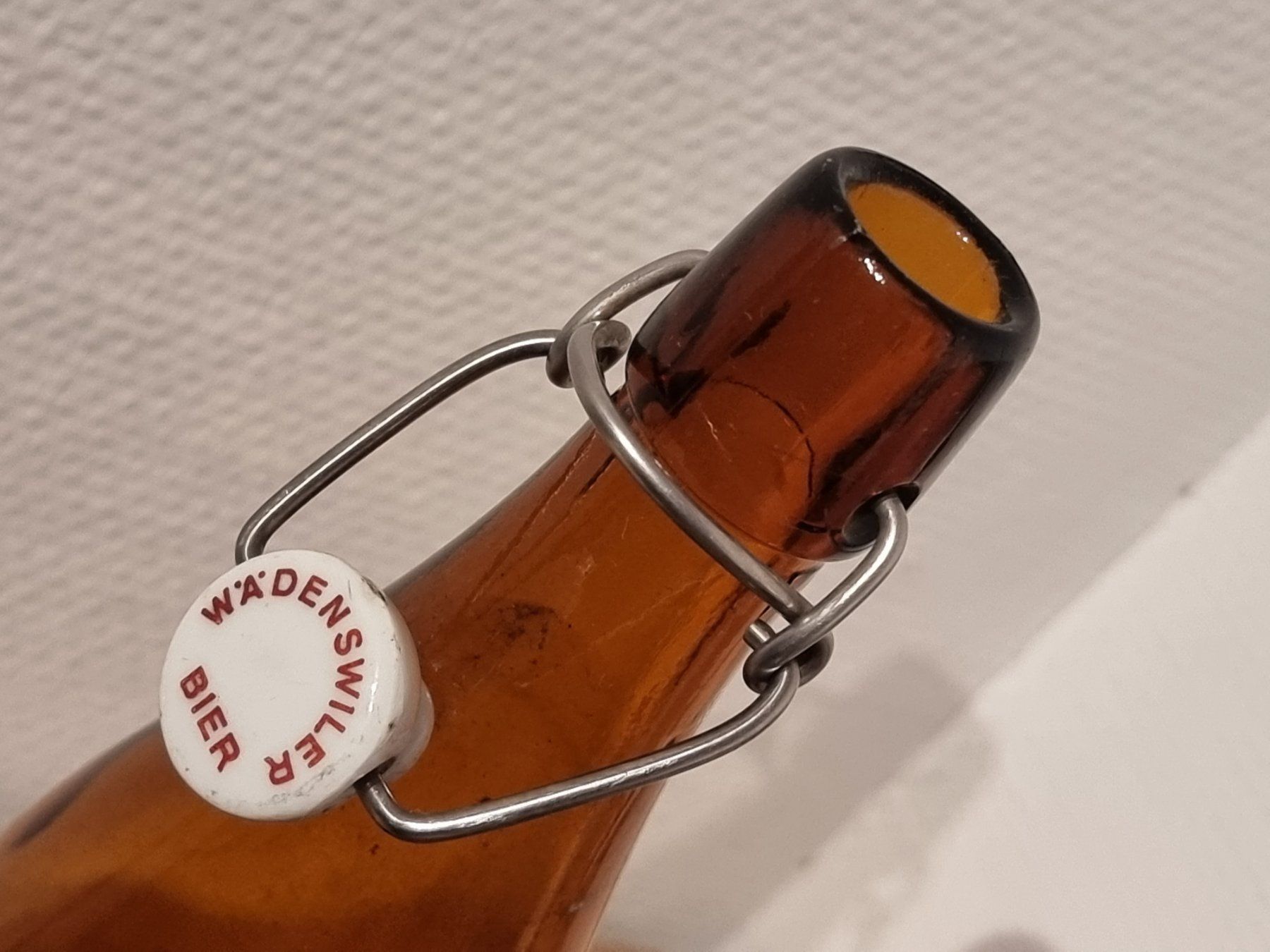 Bicchieri, Caraffe & Bottiglie: Wädenswiler Lagerbier Bierflasche 1956 – Usato da Lommis venduto da 0815undmehr 3