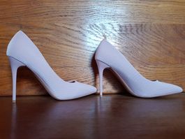 Elegante, zartrosa Pumps, absolut neu, Grösse 39
