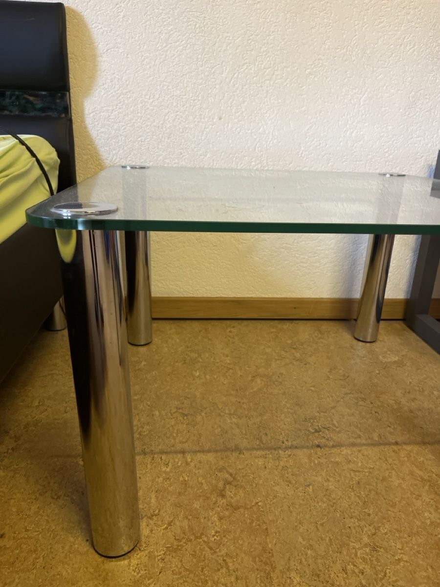 Tavoli: Viereckiger Beistelltisch – Usato da Einsiedeln venduto da sandramon 1