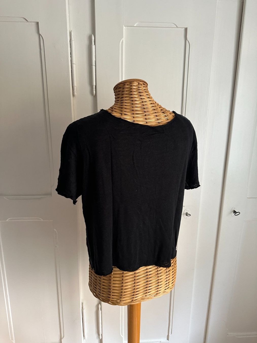 T-shirts: T-Shirt schwarz locker S – D'occasion à Zürich par Diazaio 2