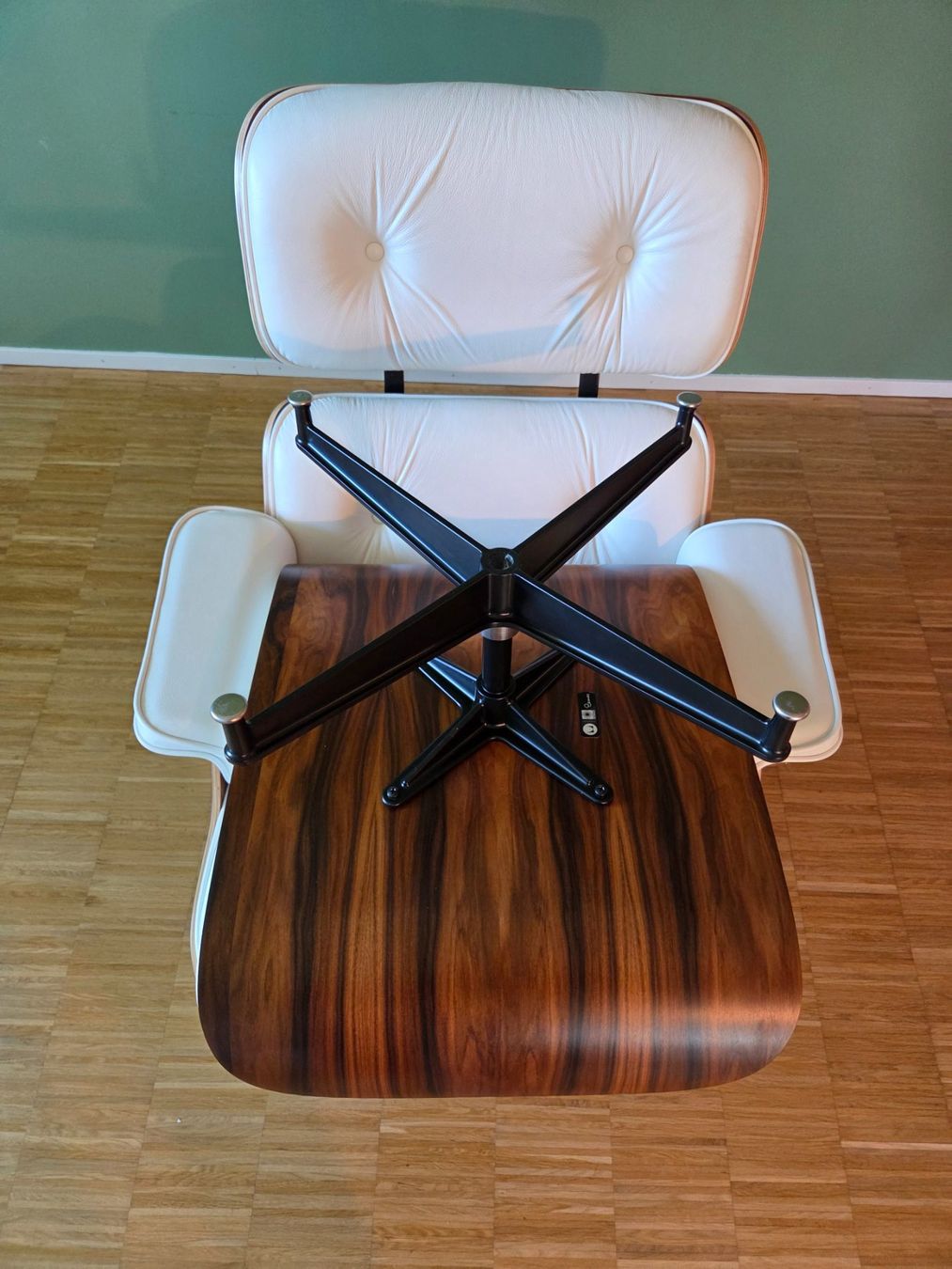 Herman Miller Poltrone: Eames / Vitra / Herman Miller Lounge Chair – Usato da Zürich venduto da Lukasz 6