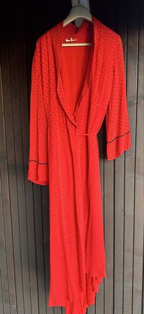 GANNI Robe rouge à pois noirs T.38