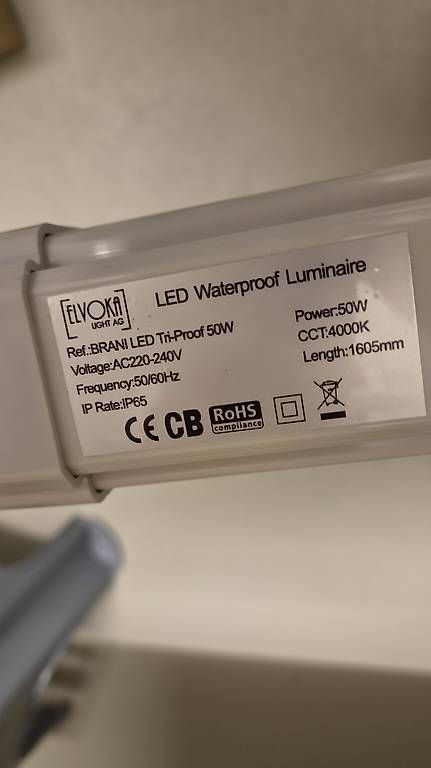 Lampade: Neue LED Feuchtraumleuchte (160cm) – Usato da Bülach venduto da nik_f7cm 2
