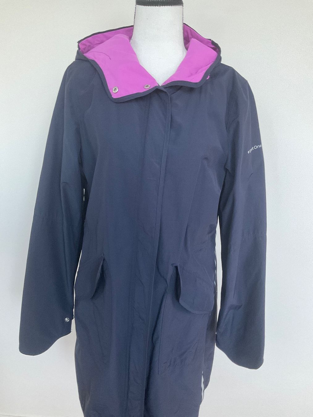 Giacche: Wunderschöne Regen und Windjacke Marke Street One – Usato da Buchs ZH venduto da Automatic007 1