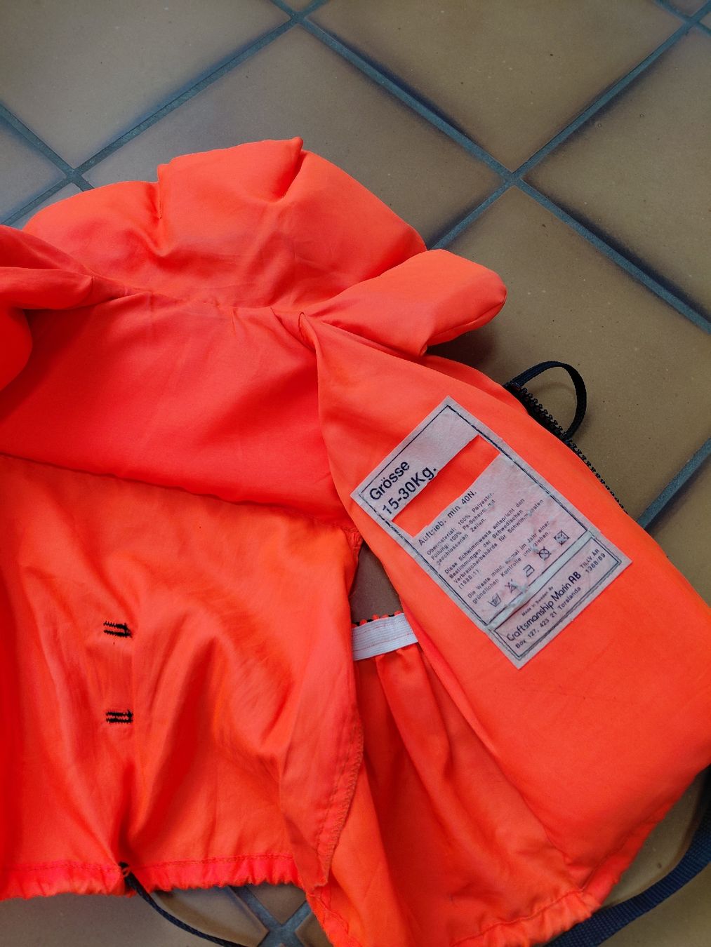 Giubbotti di salvataggio: Rettungsweste Kinder 20 - 30kg – Usato da Huttwil venduto da ClaudiaJan 1