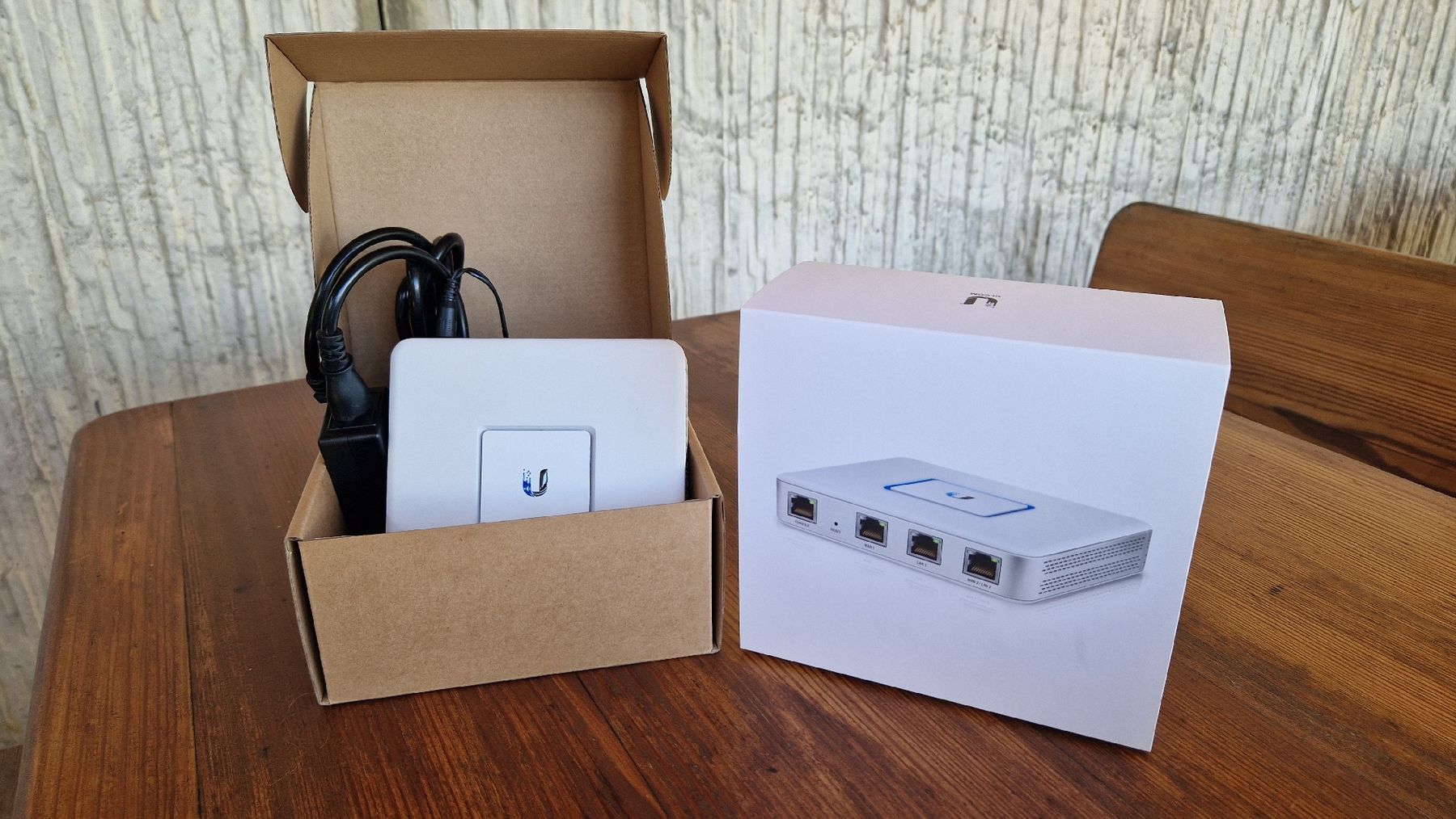 Pare-feu: UniFi Security Gateway – D'occasion à Bözen par Keson
