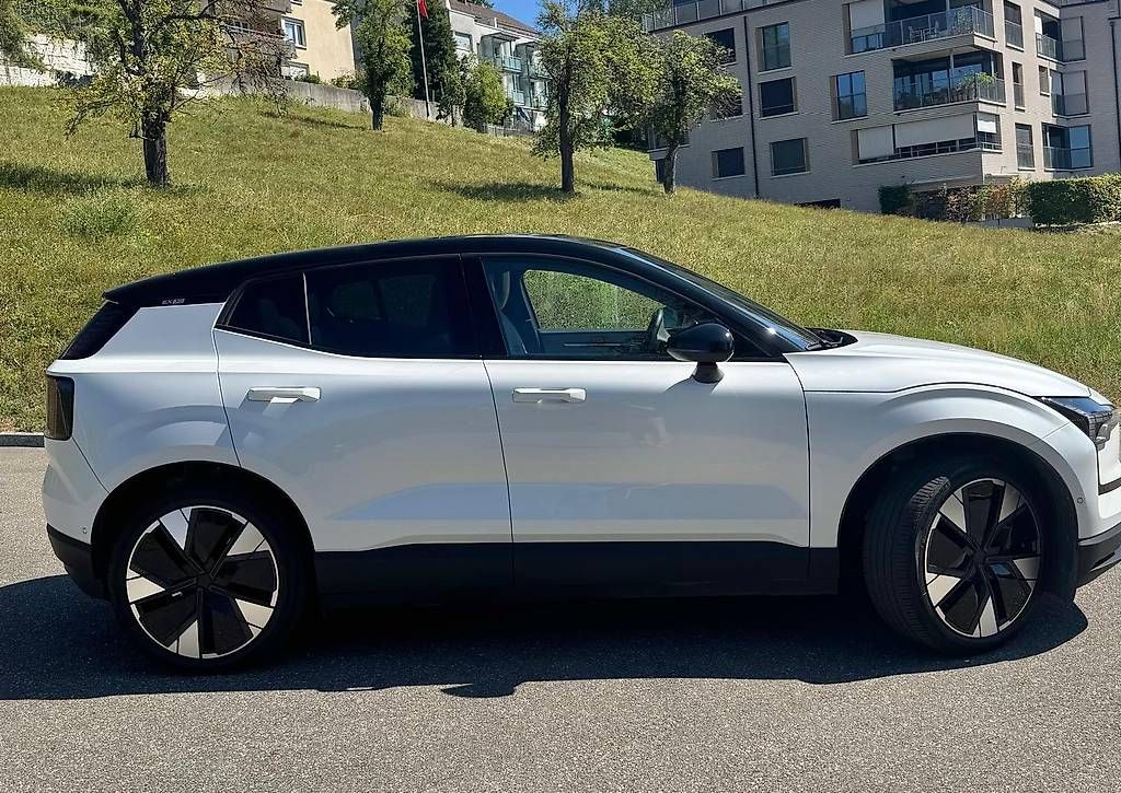 Volvo Autos: Volvo EX30 E60 ULTRA, 69kWh, Extended Range – Gebraucht aus zürich von mauromauro 3