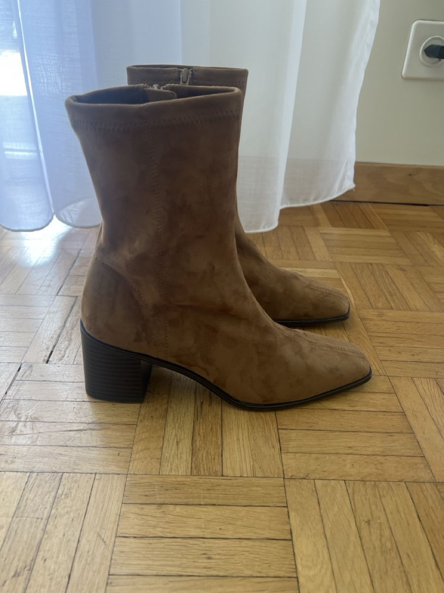 H&M Damenschuhe: Boots – Gebraucht aus Zug von kar_vq6b 1