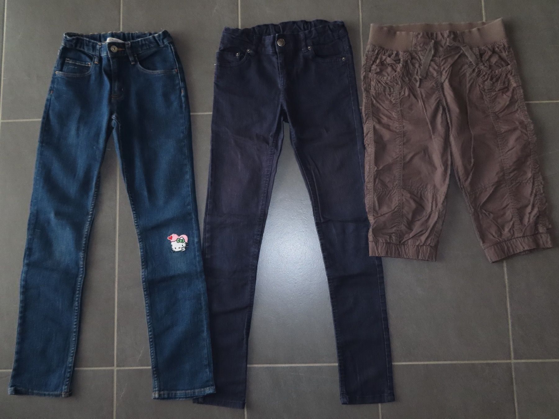 C&A Pantaloni: schönes Hosen-Set Gr.152 H&M/C&A – Usato da Wallenried venduto da Asyano