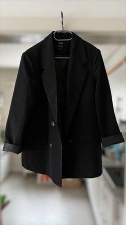 Eleganter Blazer in Schwarz - Perfekt für den Frühling!