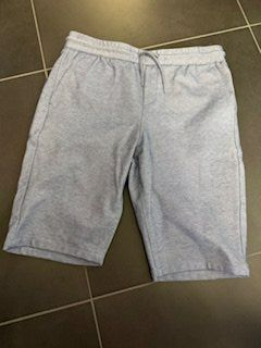 WE Shorts blau 170
